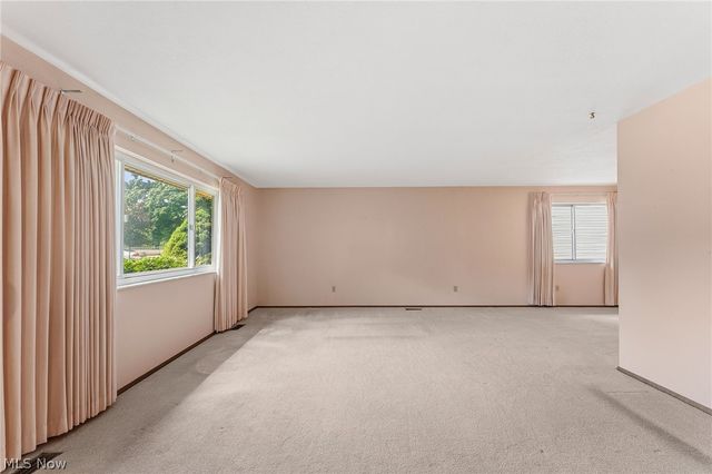 21820 Mastick Road, Fairview Park, OH 44126
