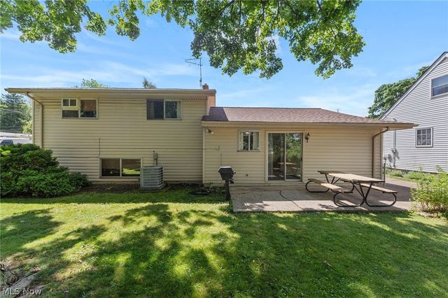 21820 Mastick Road, Fairview Park, OH 44126