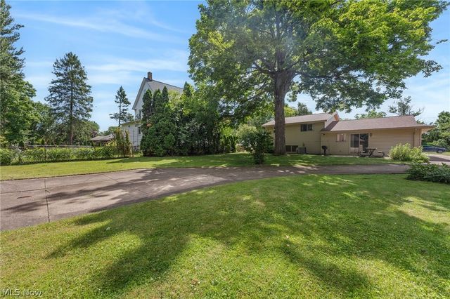 21820 Mastick Road, Fairview Park, OH 44126