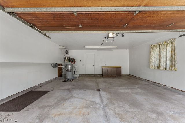 21820 Mastick Road, Fairview Park, OH 44126