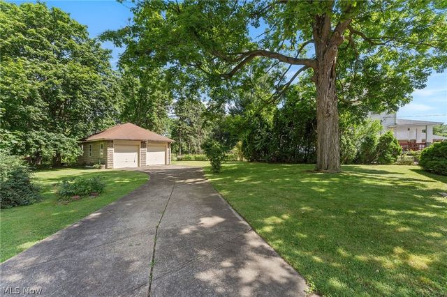 21820 Mastick Road, Fairview Park, OH 44126