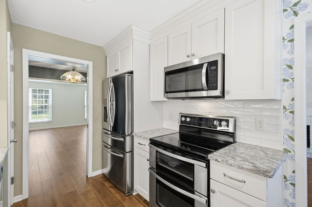 136 Boxwood Dr, Franklin, TN 37069