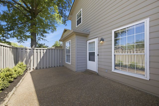 136 Boxwood Dr, Franklin, TN 37069