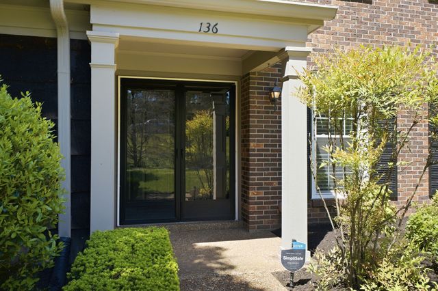 136 Boxwood Dr, Franklin, TN 37069