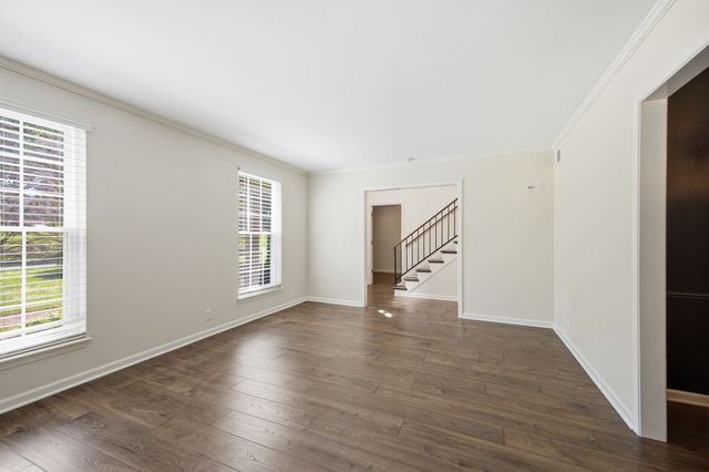136 Boxwood Dr, Franklin, TN 37069