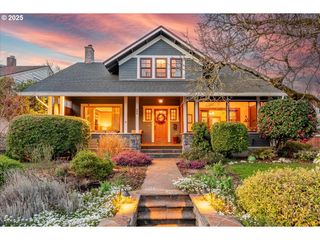 206 W 20TH St, Vancouver, WA 98660