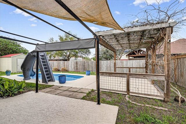 6725 Dungeoness Dr, Corpus Christi, TX 78414