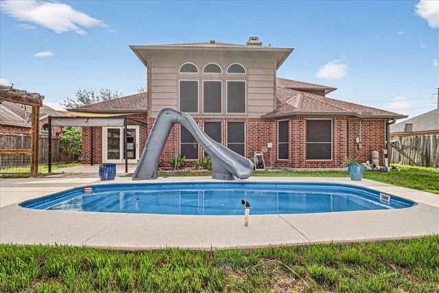 6725 Dungeoness Dr, Corpus Christi, TX 78414