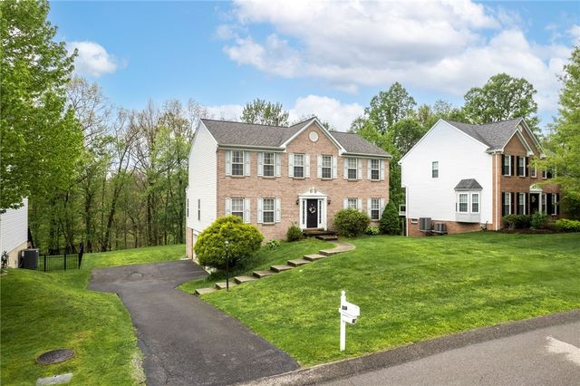 238 Gary Dr, Ohio Twp, PA 15143