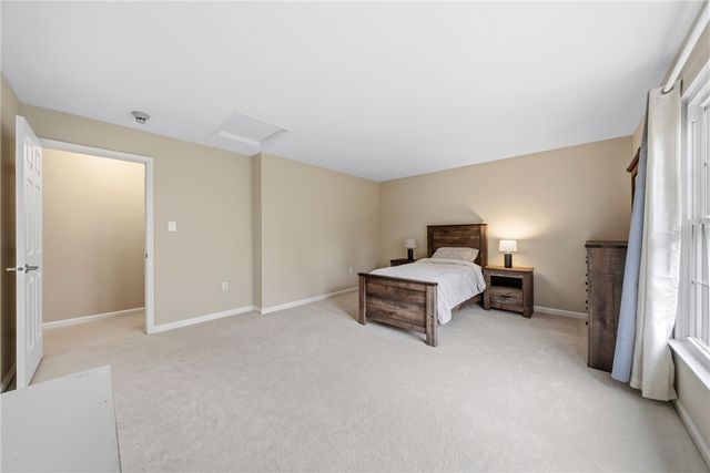 238 Gary Dr, Ohio Twp, PA 15143