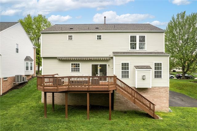 238 Gary Dr, Ohio Twp, PA 15143
