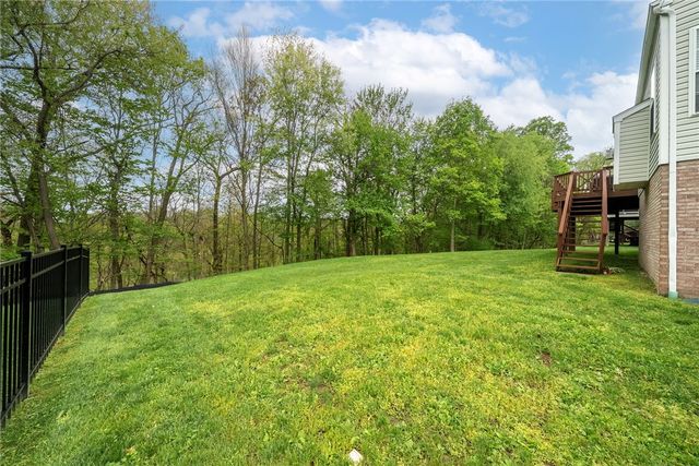 238 Gary Dr, Ohio Twp, PA 15143