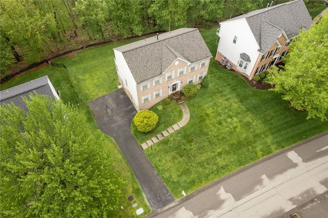 238 Gary Dr, Ohio Twp, PA 15143