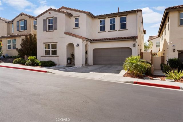 2804 Via Verona, Corona, CA 92881