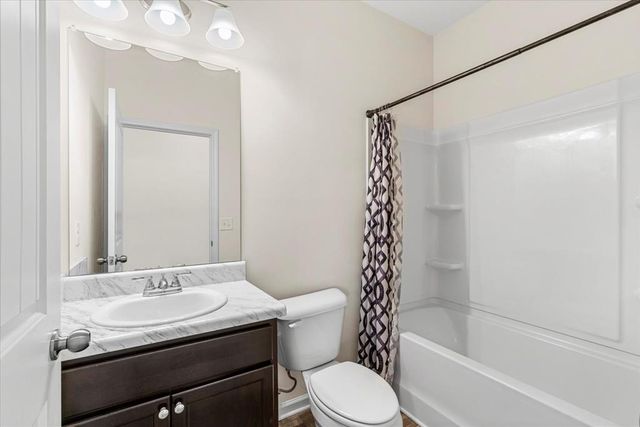 321 Collington Circle, Dalton, GA 30721