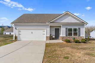 321 Collington Circle, Dalton, GA 30721