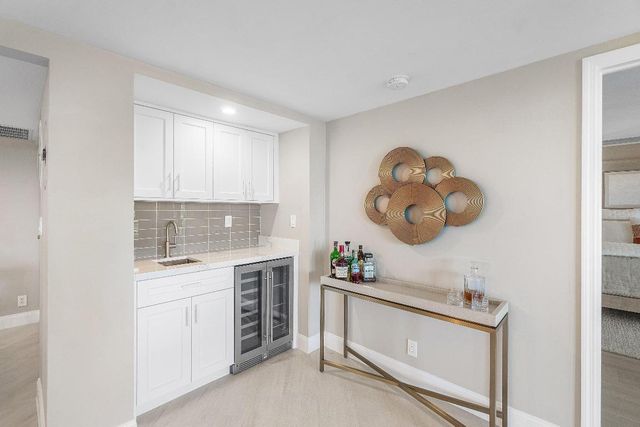 100 SE 5th Avenue 404, Boca Raton, FL 33432