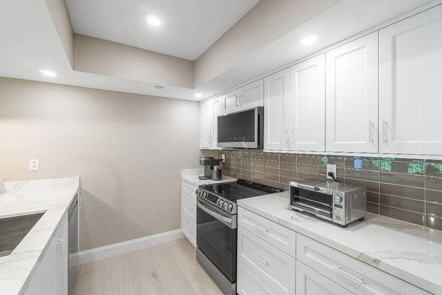 100 SE 5th Avenue 404, Boca Raton, FL 33432