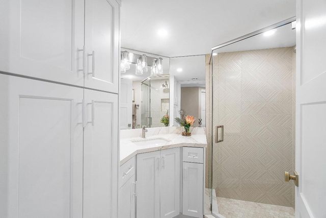 100 SE 5th Avenue 404, Boca Raton, FL 33432