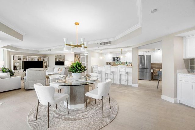 100 SE 5th Avenue 404, Boca Raton, FL 33432