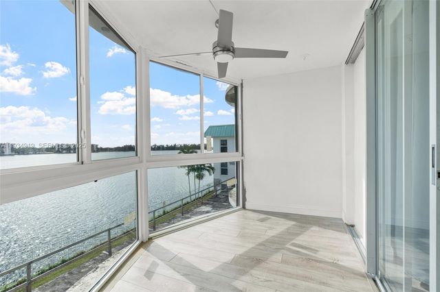 1170 NE 191st Street 35, Miami, FL 33179