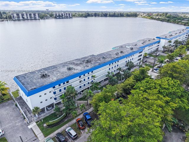 1170 NE 191st Street 35, Miami, FL 33179