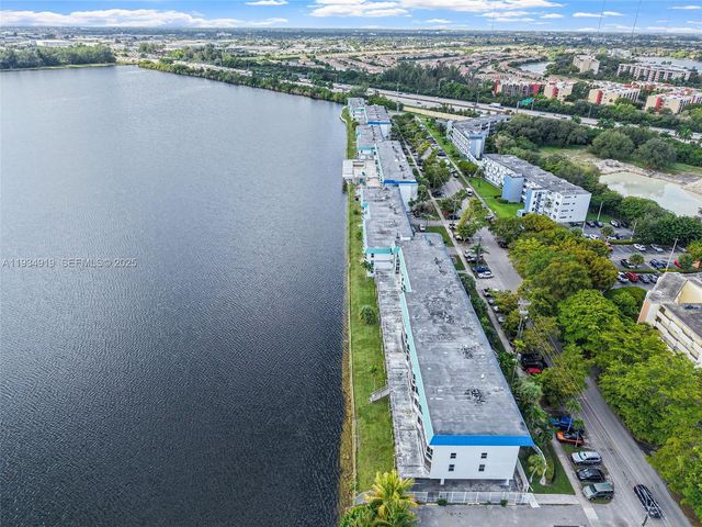 1170 NE 191st Street 35, Miami, FL 33179