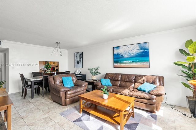 1170 NE 191st Street 35, Miami, FL 33179