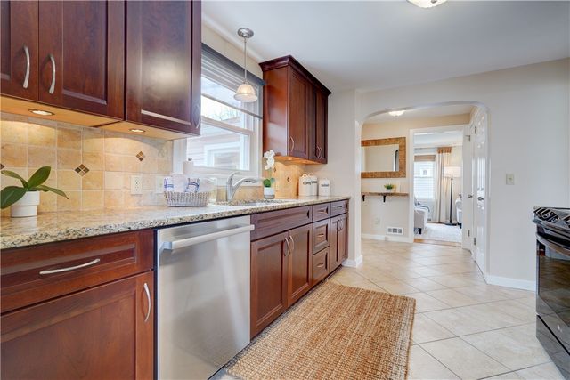 269 Hartsdale Road, Irondequoit, NY 14622