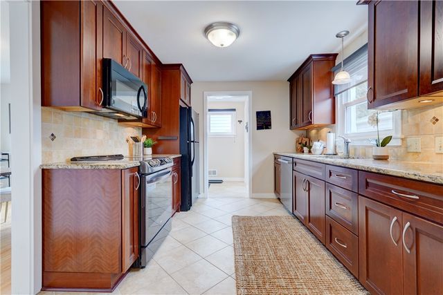 269 Hartsdale Road, Irondequoit, NY 14622