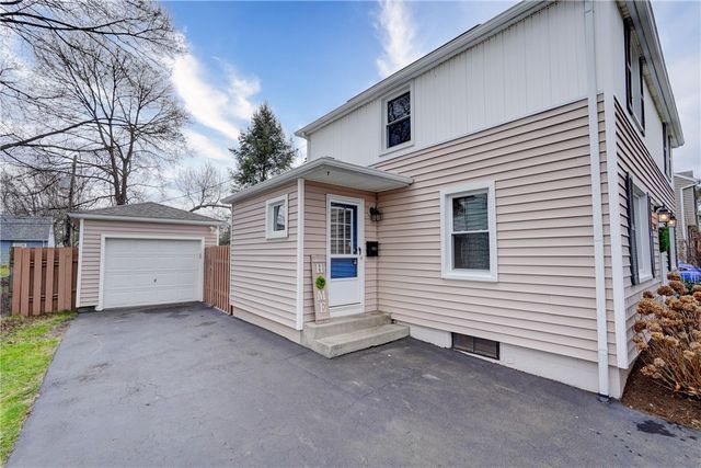 269 Hartsdale Road, Irondequoit, NY 14622