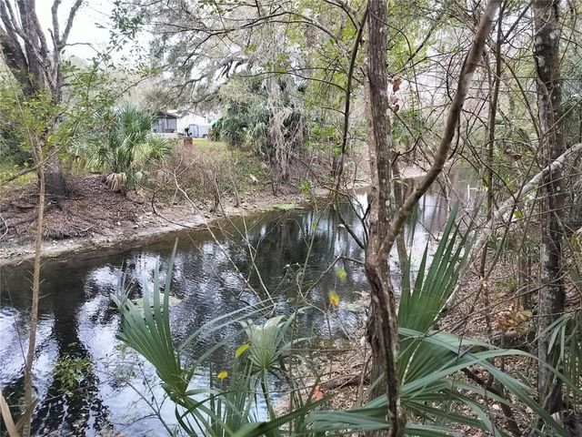 516 S TUCK POINT, Inverness, FL 34450