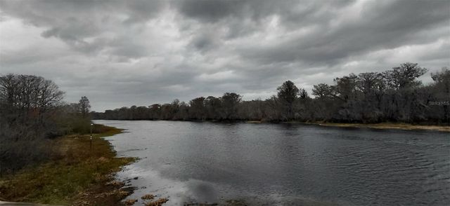 516 S TUCK POINT, Inverness, FL 34450