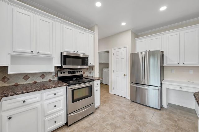 17426 Waterview Drive, Montgomery, TX 77356