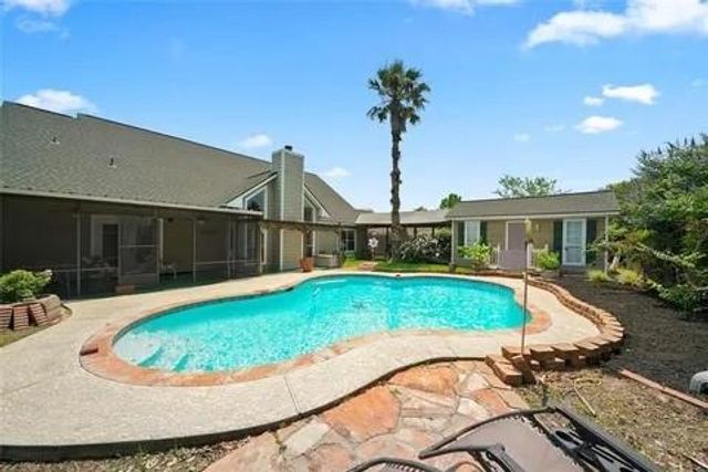 17426 Waterview Drive, Montgomery, TX 77356