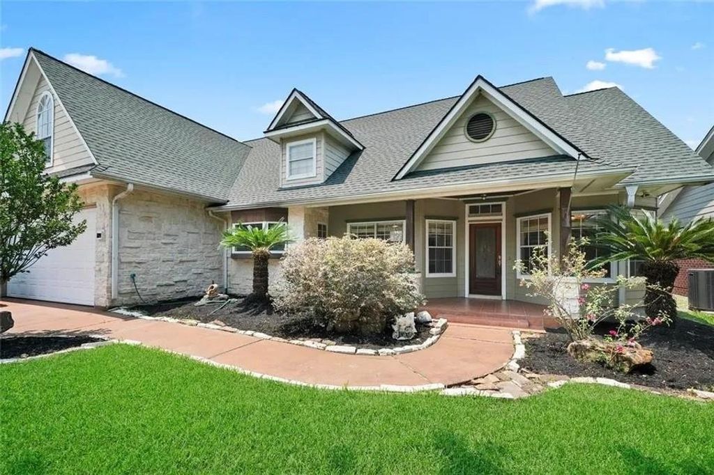 17426 Waterview Drive, Montgomery, TX 77356