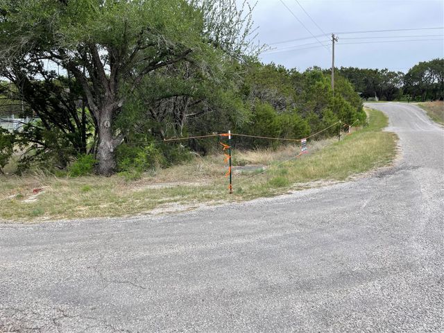 1033 Colorado River Drive, Granbury, TX 76048