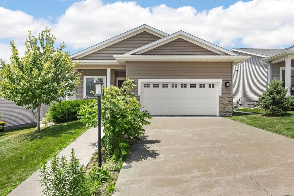 281 Danielle Street, Iowa City, IA 52245