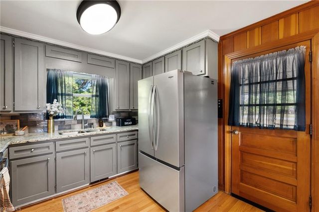 114 Midpines Drive, Winston-salem, NC 27127