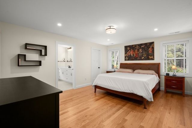 378 Salem Street, Andover, MA 01810