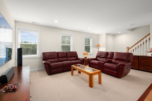 378 Salem Street, Andover, MA 01810