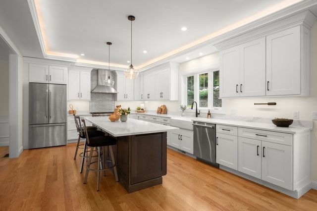 378 Salem Street, Andover, MA 01810