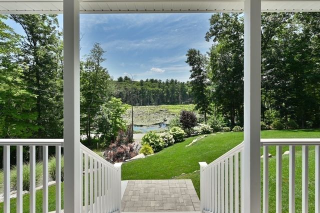 378 Salem Street, Andover, MA 01810