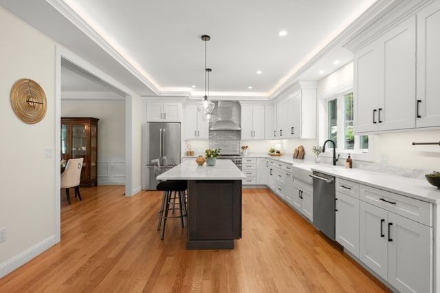 378 Salem Street, Andover, MA 01810