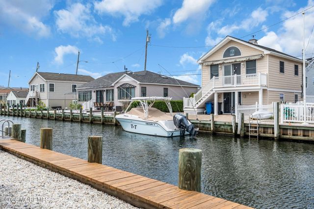 208 Mallard Lane, Lavallette, NJ 08735