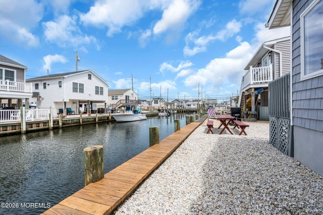 208 Mallard Lane, Lavallette, NJ 08735