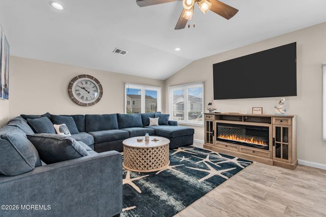 208 Mallard Lane, Lavallette, NJ 08735