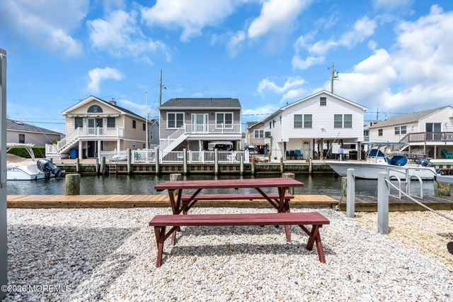 208 Mallard Lane, Lavallette, NJ 08735