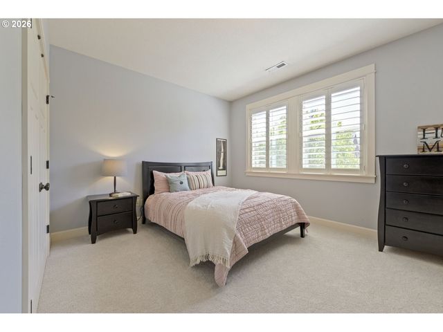 625 Sw COMUS Ct, Portland, OR 97219