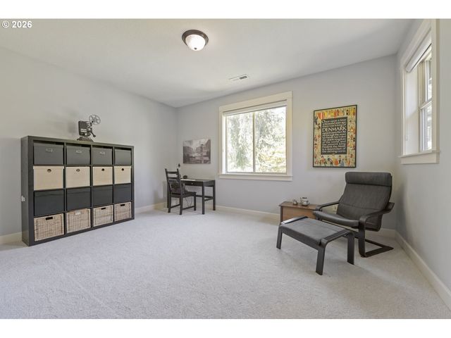 625 Sw COMUS Ct, Portland, OR 97219